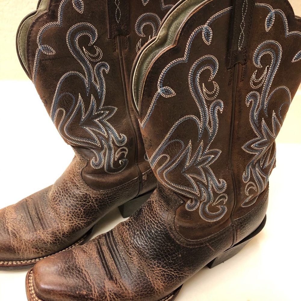 Arita Cowgirl Boots